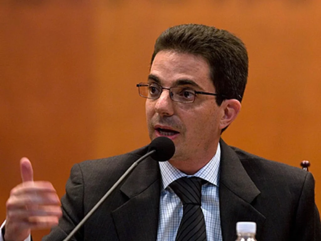 Alberto Bazbaz