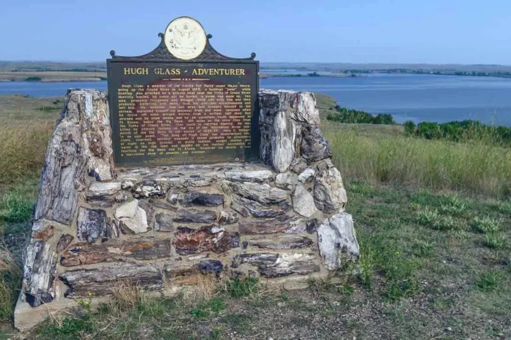 Monument to Hugh Glass