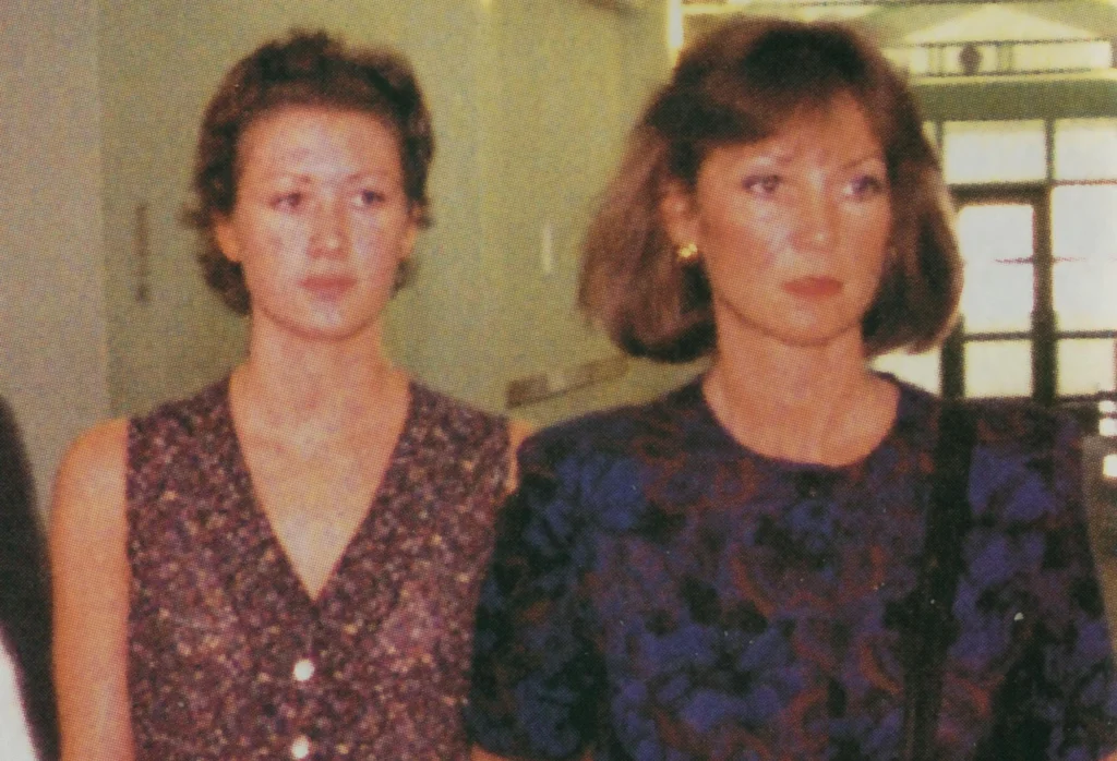 Beth and Marie Robards